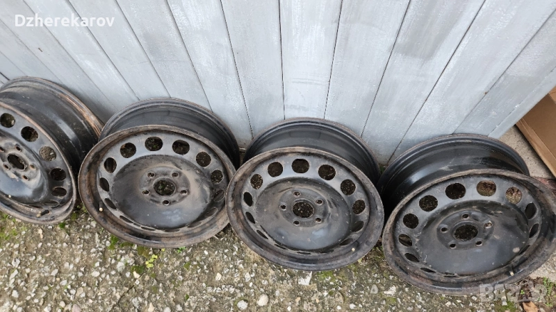 Продавам Железни джанти 16" от пасат B 5.5. , снимка 1
