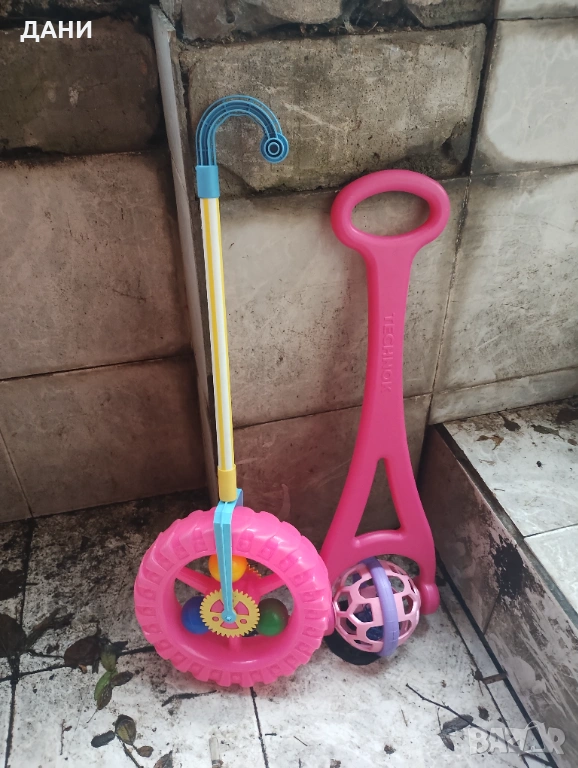 Две играчки за бутане.Цената е за двете.Перфектни.Нови, снимка 1