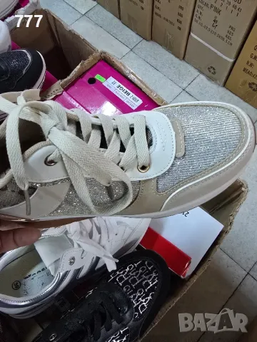 дамски обувки маратонки , снимка 2 - Дамски ежедневни обувки - 47906629