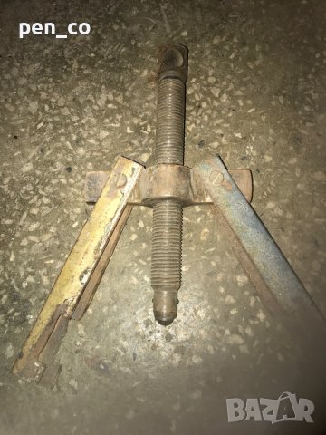 Масивна скоба  за вадене на лагери