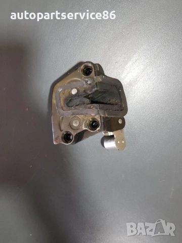 Механизъм за заключване на задна лява врата за KIA Carnival 2002–2006 2.9 CRDi, снимка 2 - Части - 53173175