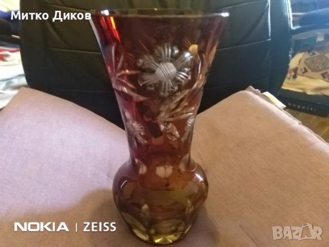 Кристална ваза отлична бохемски кристал червен Н-210мм фи горе -105мм и долу-64мм дебелина 5мм, снимка 4 - Вази - 47946342