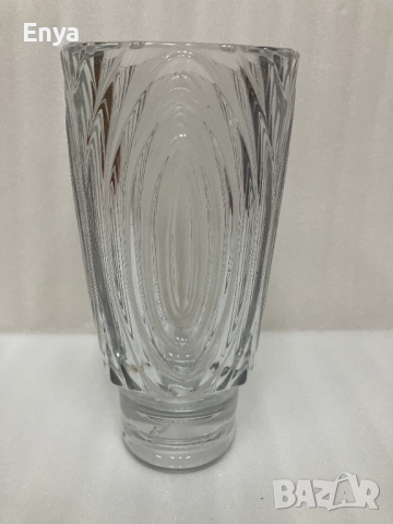Стара ваза от кристално стъкло