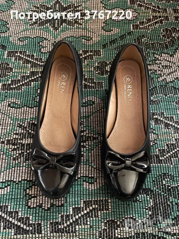 Дамски черни обувки 