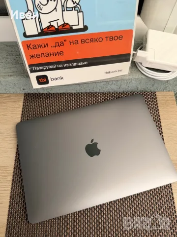 КАТО НОВ❗️MacBook Air M1,2020 (13.3 SPG/7C GPU/8GB/128GB, снимка 2 - Лаптопи за работа - 55953241