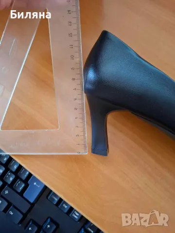 Черни, класически обувки, снимка 4 - Дамски ежедневни обувки - 49629675