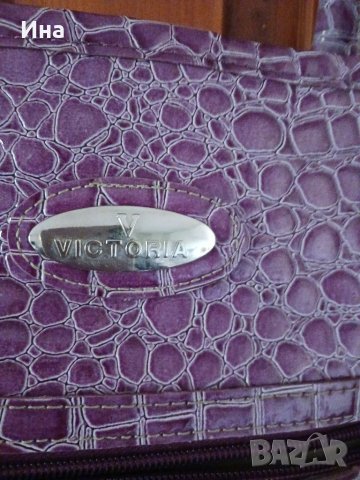 Даска чанта Victoria , снимка 2 - Чанти - 41811095
