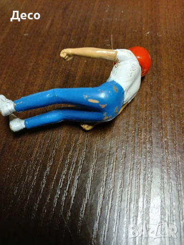 Стара гумена фигурка Пилот на картинг., снимка 5 - Колекции - 50851944