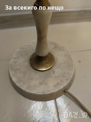 Голям и малък лампион с мраморни крака. Нощни лампи , снимка 3 - Настолни лампи - 49447305
