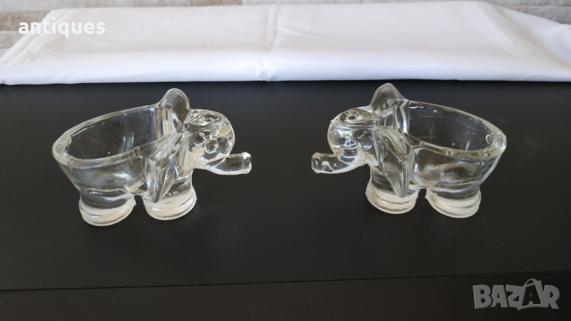 Комплект стъклени пепелници - слон