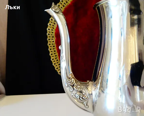 Посребрена бронзова кана,позлата от вътре,барок. , снимка 4 - Антикварни и старинни предмети - 47746912