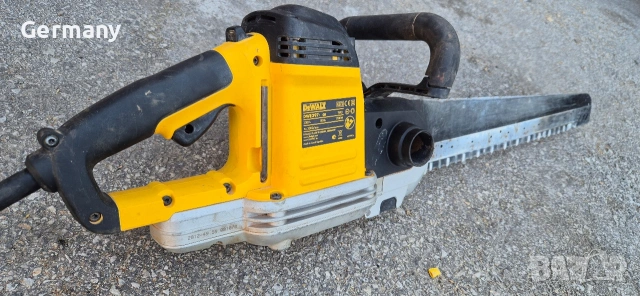 Eлектрически трион тип "Алигатор" DeWALT DWE397-QS, 1700 W, 430 мм, за тухли итонг, снимка 4 - Други инструменти - 53850769