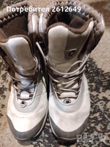 Merrel туристически, снимка 4 - Дамски боти - 52396527