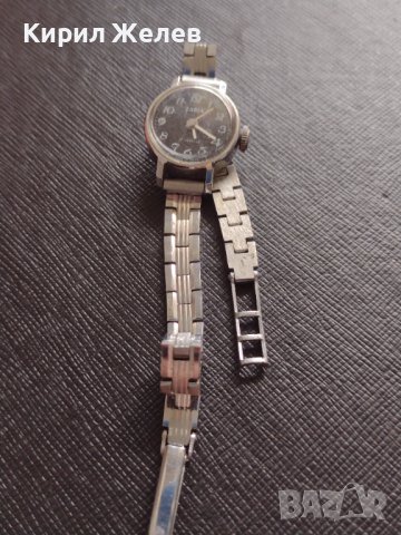 Стар дамски часовник ZARIA 17 JEWELS USSR рядък за КОЛЕКЦИЯ 31924, снимка 6 - Антикварни и старинни предмети - 40884857