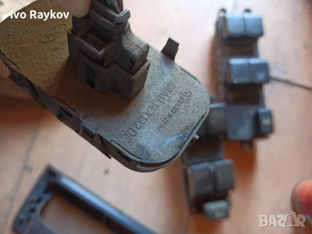 Панел Бутони Стъкла , Ford Focus MK1 , 98AB14A132DE, снимка 4 - Части - 52498083