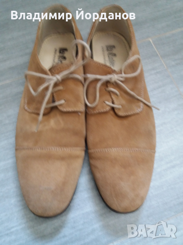 предлагам велурени обувки Ли Купър номер 44