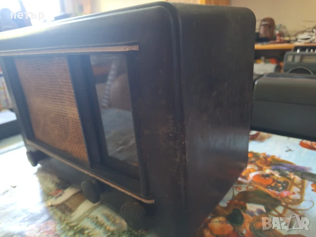 Старо бакелитено радио, снимка 6 - Антикварни и старинни предмети - 50917596