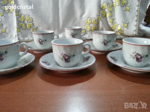 Стар български порцелан чашки са кафе , снимка 1 - Антикварни и старинни предмети - 42474877