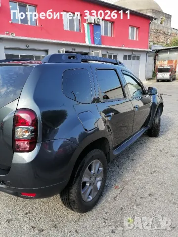 Dacia Duster 1.6 Laureate/LPG , снимка 3 - Автомобили и джипове - 47882664