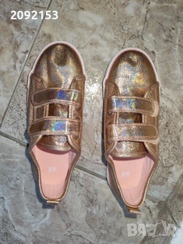 Детски обувки за момиче с лепенки,номер 33