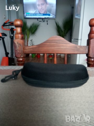 Продавам калъф за очила., снимка 1