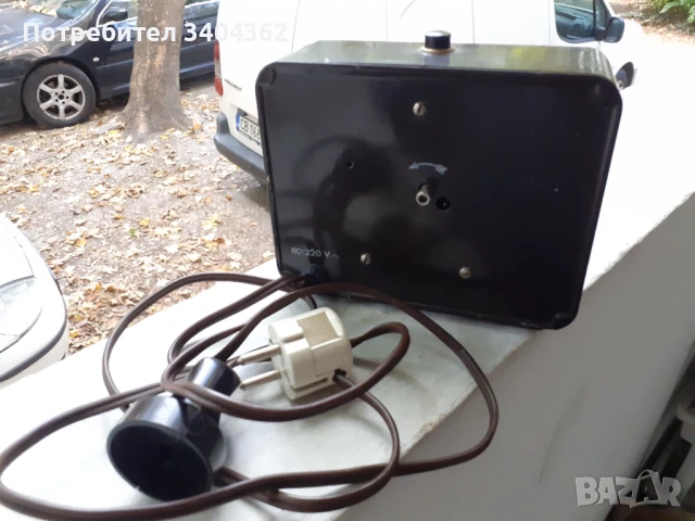 Стар електрически часовник Electro boy бакелит месинг, снимка 5 - Антикварни и старинни предмети - 51043763