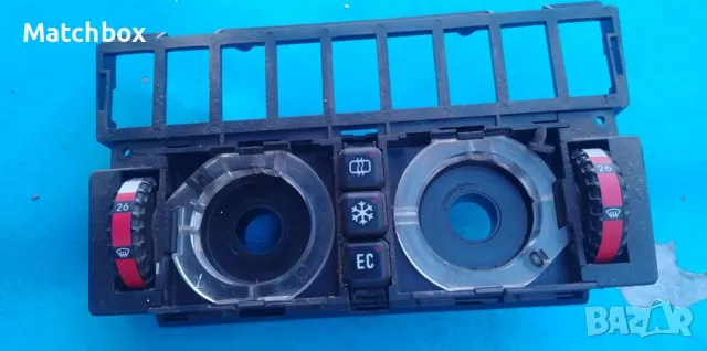 Управление климатик за Мерцедес 124, снимка 2 - Части - 47665378