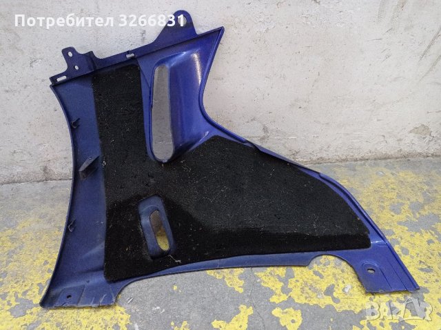 Kawasaki ZZR 600 дясната странична кора., снимка 2 - Части - 35682522