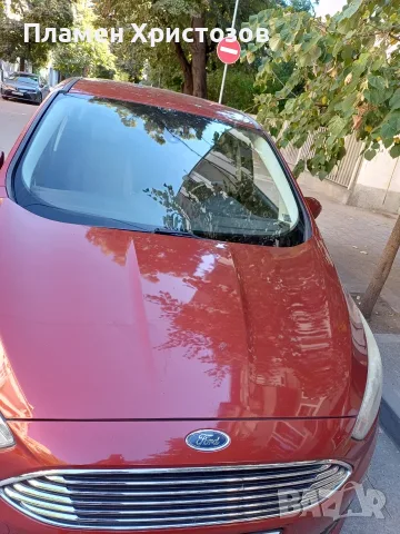 Продавам Форд c max 2016г.дизел 120кс.,гаражен ,без забележки. Всичко платено до 07.2027г., снимка 3 - Автомобили и джипове - 56045525