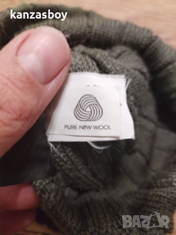 timberland - страхотна зимна шапка 100% оригинал отлично състояние универсален размер, снимка 6 - Шапки - 52368122