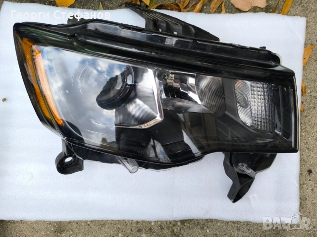 Продавам фарове за Jeep Grand Cherokee WK2