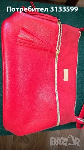 Червена дамска чанта , снимка 4 - Чанти - 51473597