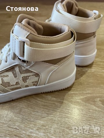 Нови дамски маратонки, снимка 5 - Маратонки - 40304695