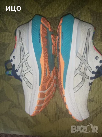 Дамски маратонки Asics GEL-KAYANO 29, снимка 11 - Маратонки - 47393403