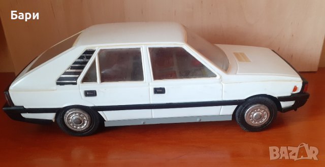  КОЛА ИГРАЧКА FIAT POLONEZ CZZ 4046, снимка 4 - Колекции - 42458057