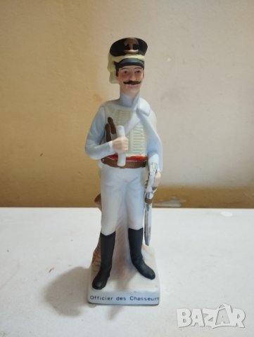 Порцеланова статуетка