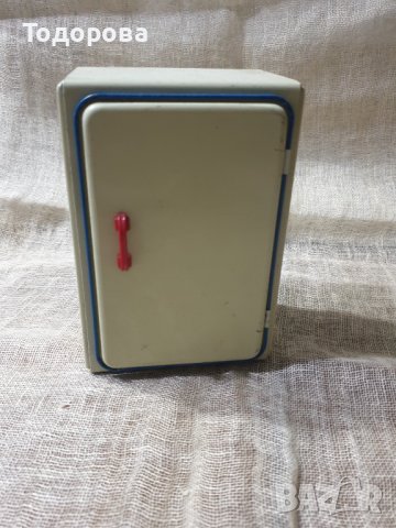 Старинна метална играчка-хладилник, снимка 2 - Антикварни и старинни предмети - 39088996