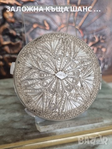 стара сребърна пудриера филигран, снимка 2 - Антикварни и старинни предмети - 41583093