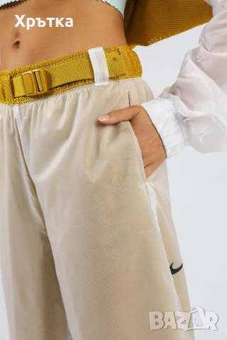 Nike Tech Pack Woven Mesh - Оригинално дамско долнище размер S, снимка 4 - Спортни екипи - 53772016