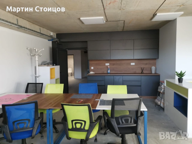 Отдавам халета под наем 2х450 и 1900 кв.м, снимка 10 - Складове - 53789055