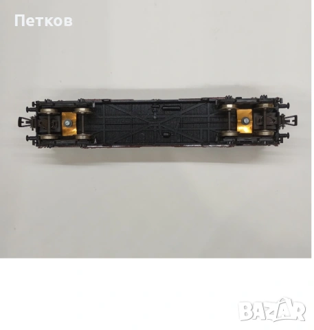 Товарен вагон четириосен Piko мащаб H0, снимка 2 - Колекции - 53101888