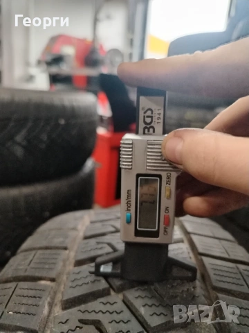 2бр.зимни гуми 215/65/16C Lassa, снимка 2 - Гуми и джанти - 53213969