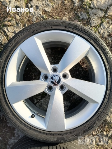 оригинални джанти 17" 5х100 Skoda , снимка 4 - Гуми и джанти - 52354073