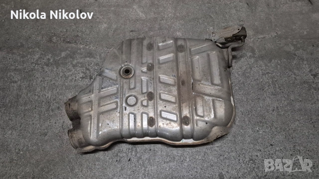 Оригинално крайно и средно гърне Audi Q7, снимка 3 - Части - 52777489