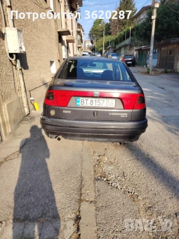 Seat Kordoba , снимка 3 - Автомобили и джипове - 51130443