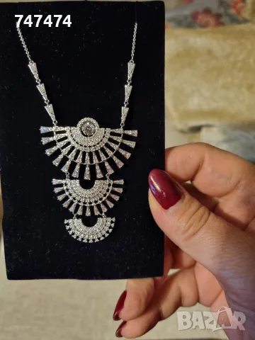 Колие SWAROVSKI, ново