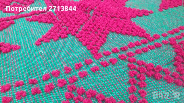 Старинни постелки, кювертюри за легла и дивани, снимка 2 - Други стоки за дома - 50873256