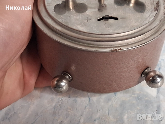 Български Настолен Часовник Будилник София, снимка 6 - Антикварни и старинни предмети - 52394438