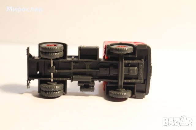 WIKING H0 1/87 MERCEDES ВЛЕКАЧ КАМИОН МОДЕЛ ТИР, снимка 4 - Колекции - 53166827