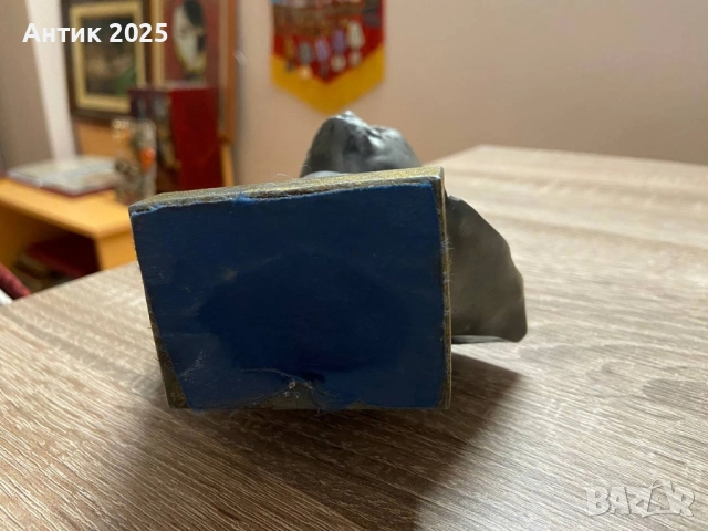 Бюст на В. И. Ленин, алуминий, 70-те години, снимка 6 - Антикварни и старинни предмети - 51971563